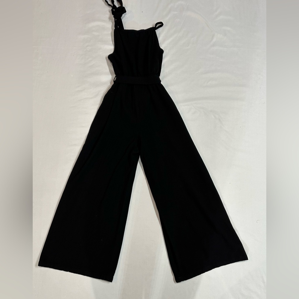 Fashion Nova Elegant Black Wide-Leg Jumpsuit